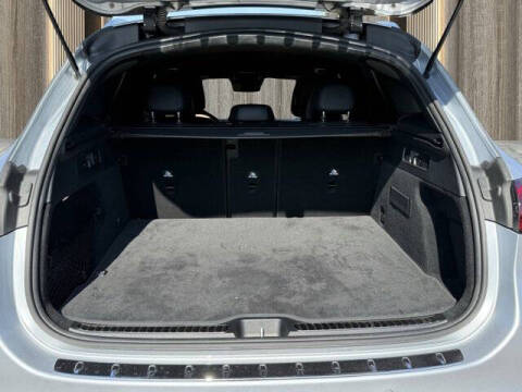 2023 Mercedes-Benz GLC GLC 300