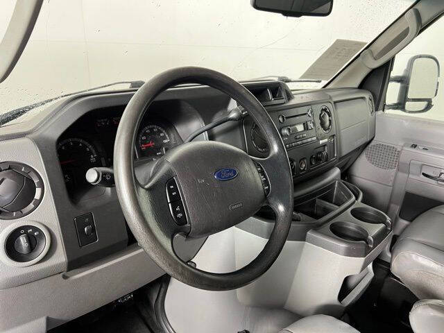 2013 Ford E-Series E-150