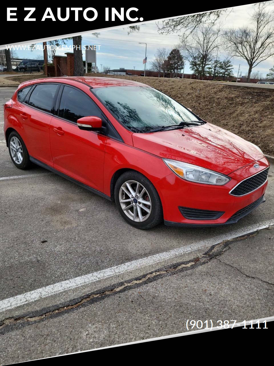 2015 Ford Focus SE's photo