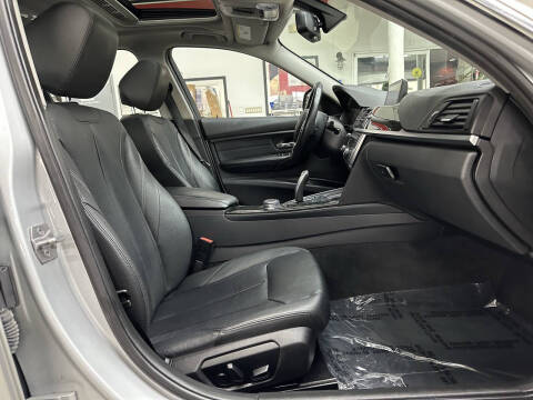 2015 BMW 3 Series 328i xDrive