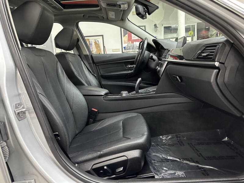 2015 BMW 3 Series 328i xDrive