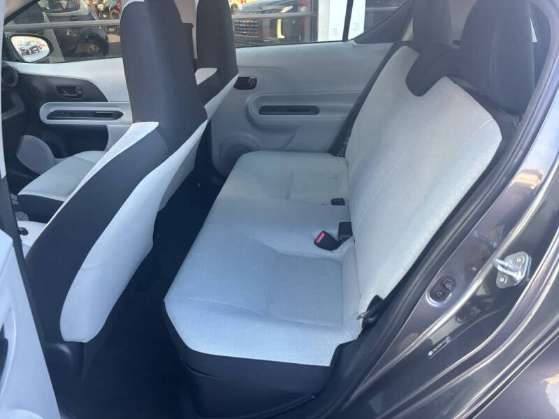 2012 Toyota Prius c Two