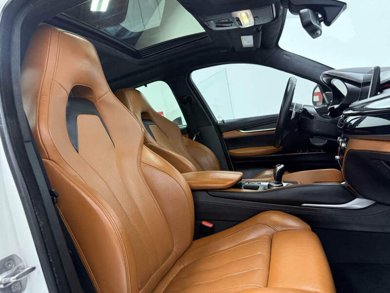 2016 BMW X6 M