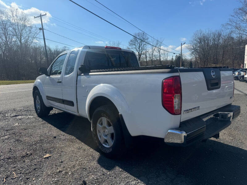 2005 Nissan Frontier SE photo 10