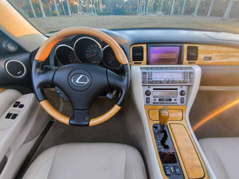 2004 Lexus SC 430