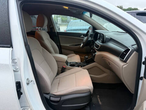 2021 Hyundai Tucson SE