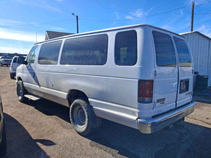 2013 Ford E-Series E-350 SD XLT