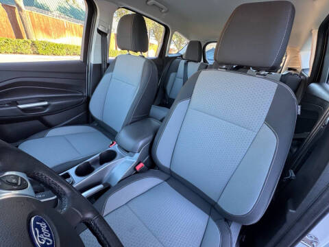 2017 Ford C-MAX Energi SE