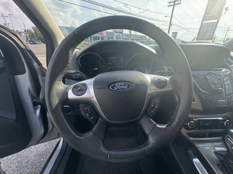 2012 Ford Focus SEL
