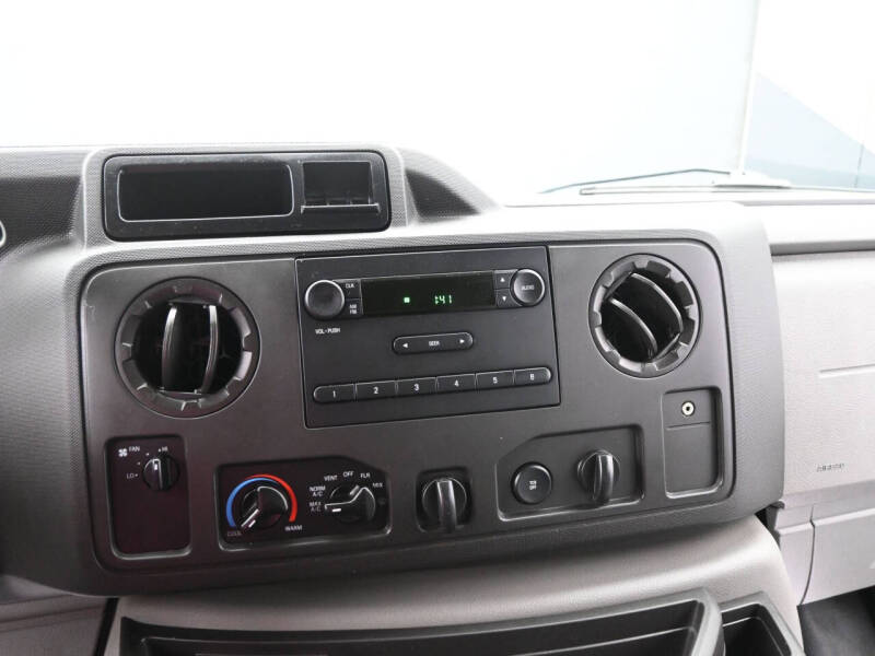 2014 Ford E-Series E-150