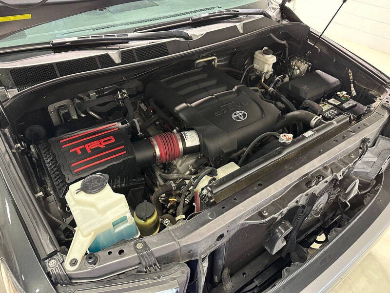 2018 Toyota Sequoia SR5