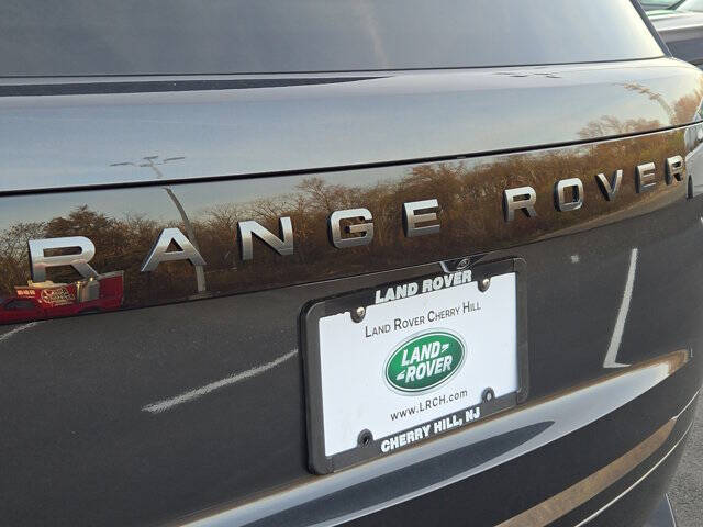 2025 Land Rover Range Rover P530 SE