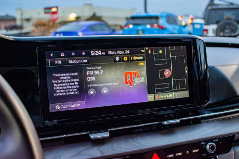 2023 Kia Carnival EX