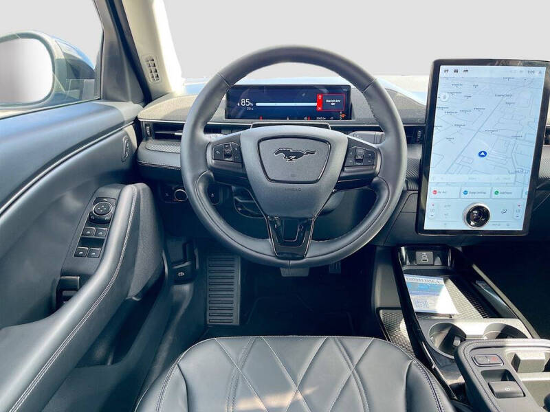 2025 Ford Mustang Mach-E Select