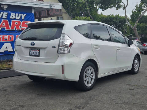 2014 Toyota Prius v