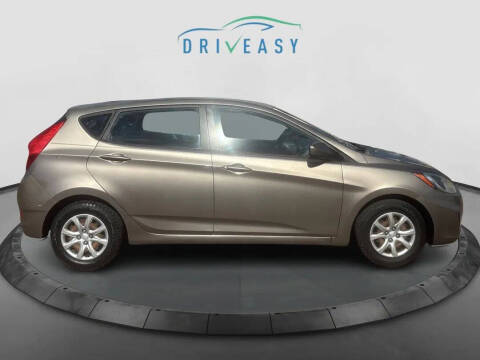 2012 Hyundai Accent GS