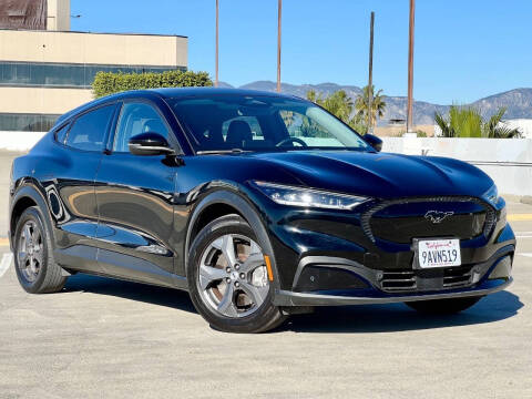 2022 Ford Mustang Mach-E Select