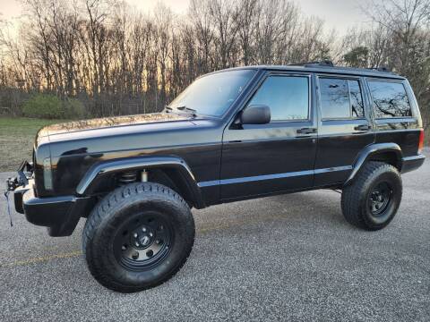 2001 Jeep Cherokee for sale at Akron Auto Center in Akron OH