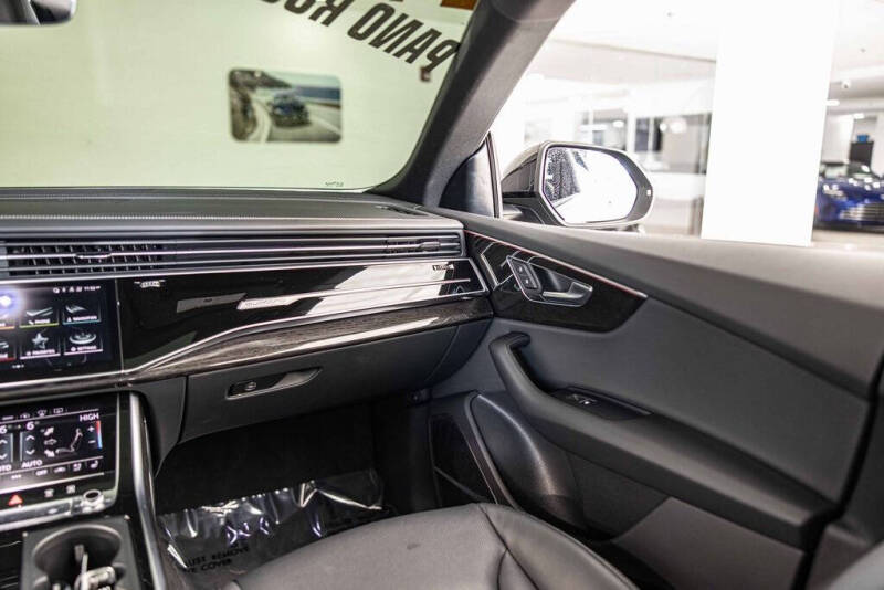 2021 Audi Q8 quattro Prestige 55 TFSI