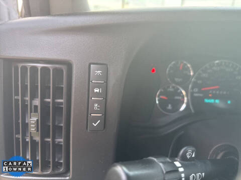 2022 Chevrolet Express LS 3500