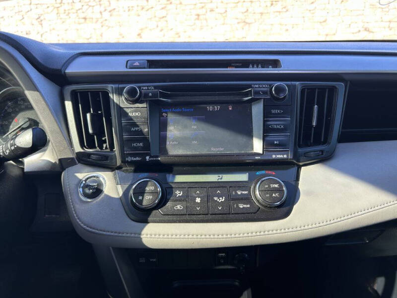 2018 Toyota RAV4 Adventure