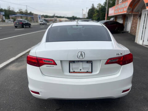 2015 Acura ILX 2.0L w/Tech
