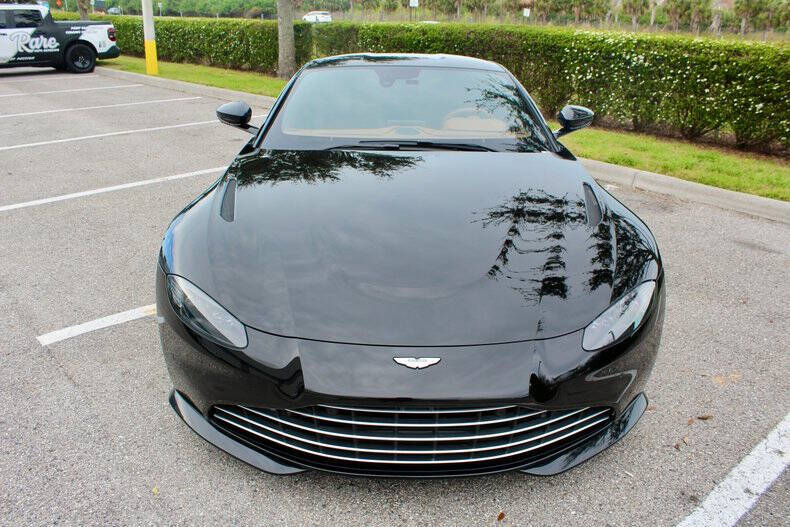 2023 Aston Martin Vantage