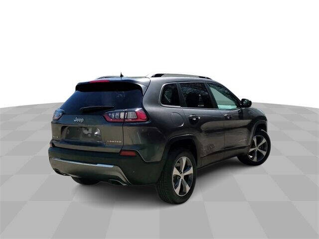 2020 Jeep Cherokee for sale at Bowman Auto Center in Clarkston, MI