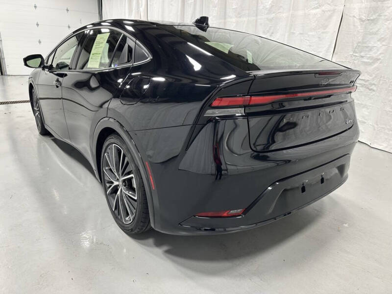 2025 Toyota Prius XLE