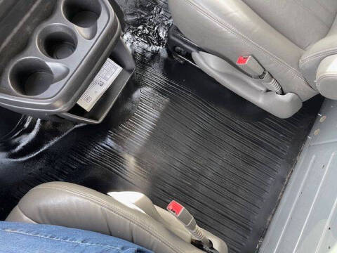 2022 Chevrolet Express 2500