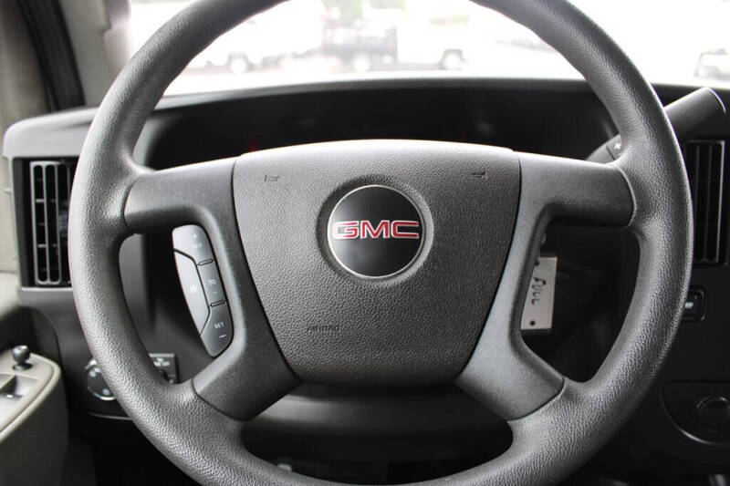 2024 GMC Savana 2500