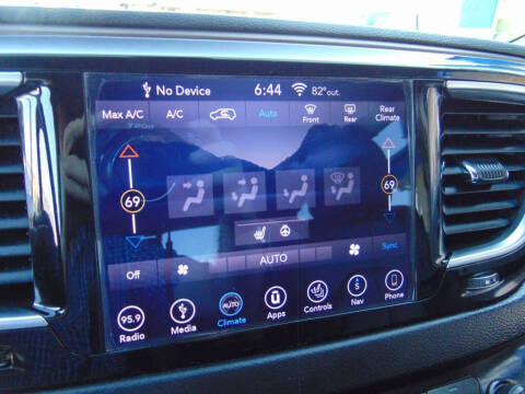 2018 Chrysler Pacifica Touring L Plus