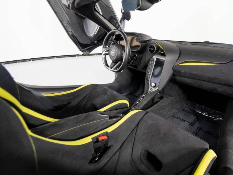 2024 McLaren 750S Spider