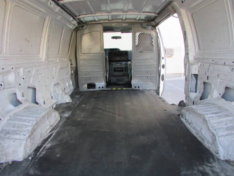 2011 Ford E-Series E-150