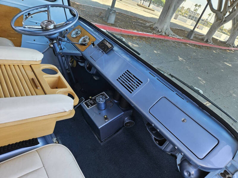 1961 Ford Econoline