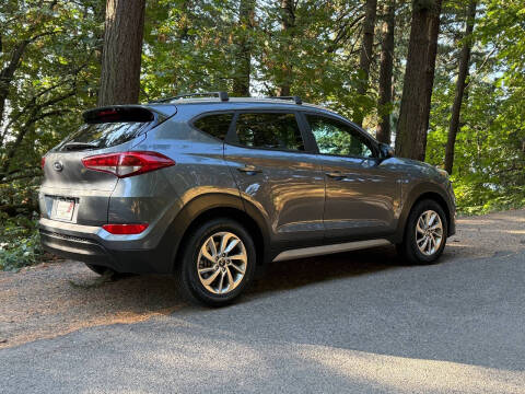 2017 Hyundai Tucson SE Plus