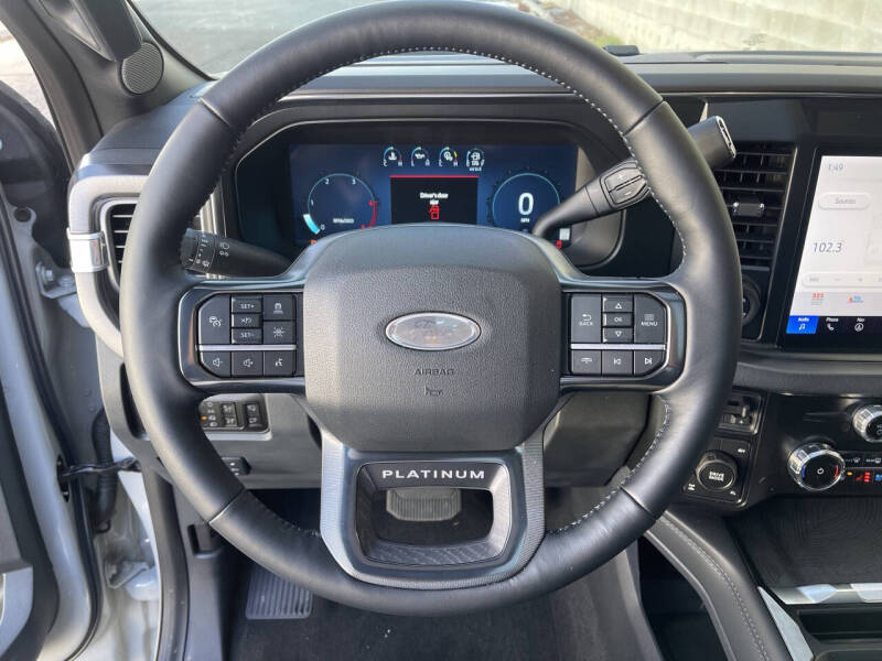 2025 Ford F-350 Super Duty Platinum