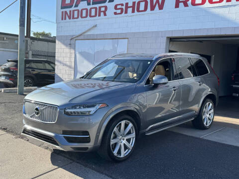 2017 Volvo XC90 T8 eAWD Inscription