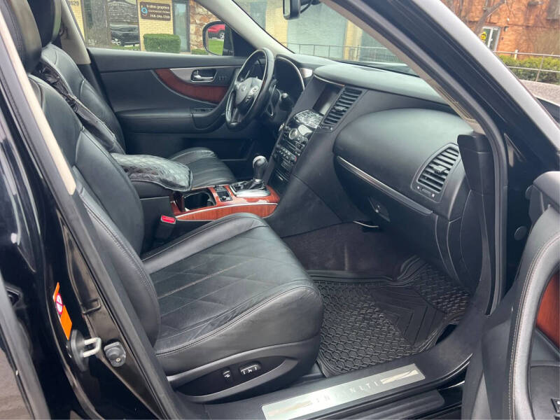 2009 Infiniti FX35