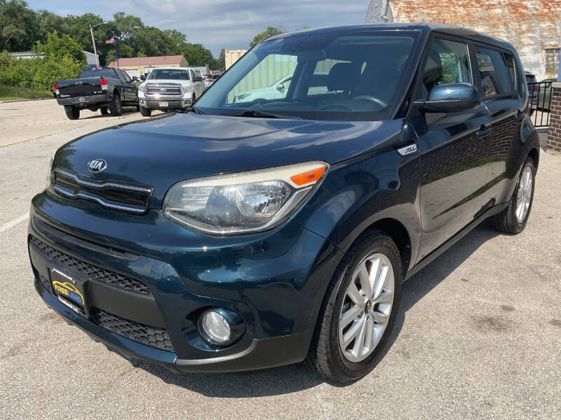 2017 Kia Soul +