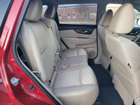 2017 Nissan Rogue SV