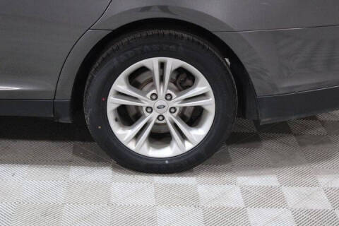 2018 Ford Taurus SEL