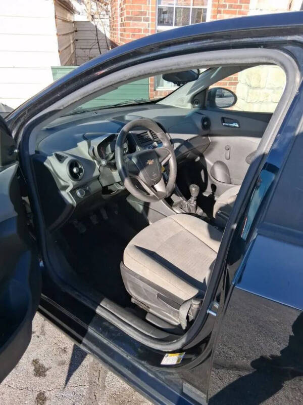 2012 Chevrolet Sonic LS