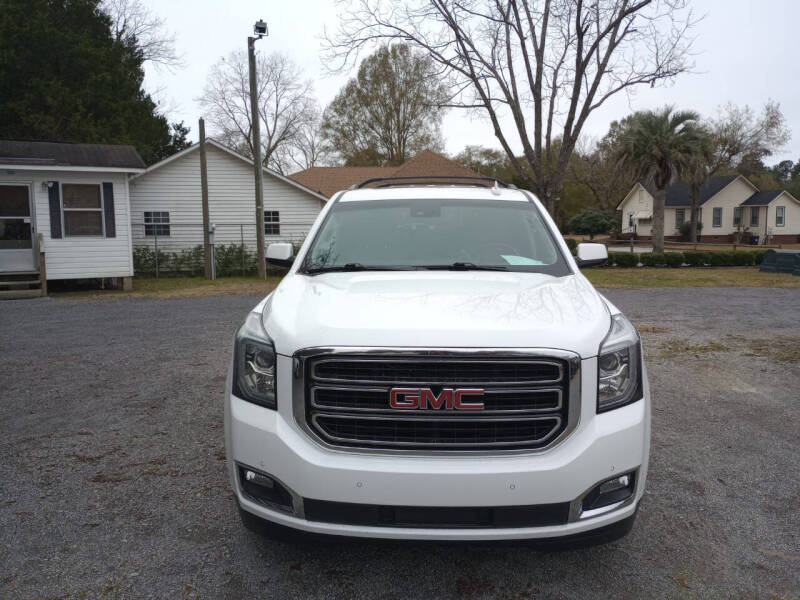 2017 GMC Yukon SLT's photo