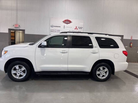 2015 Toyota Sequoia SR5