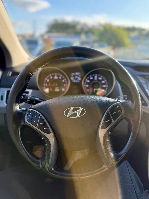 2014 Hyundai Elantra Limited