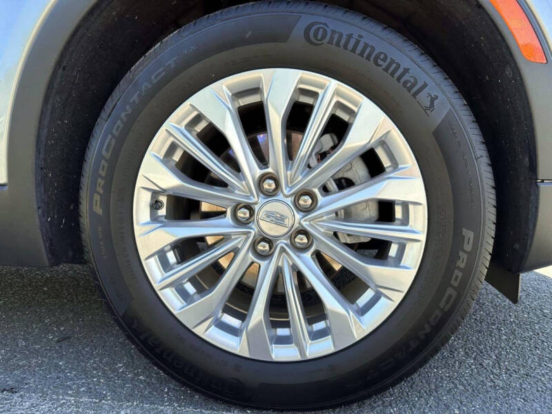 2024 Cadillac XT4 Luxury
