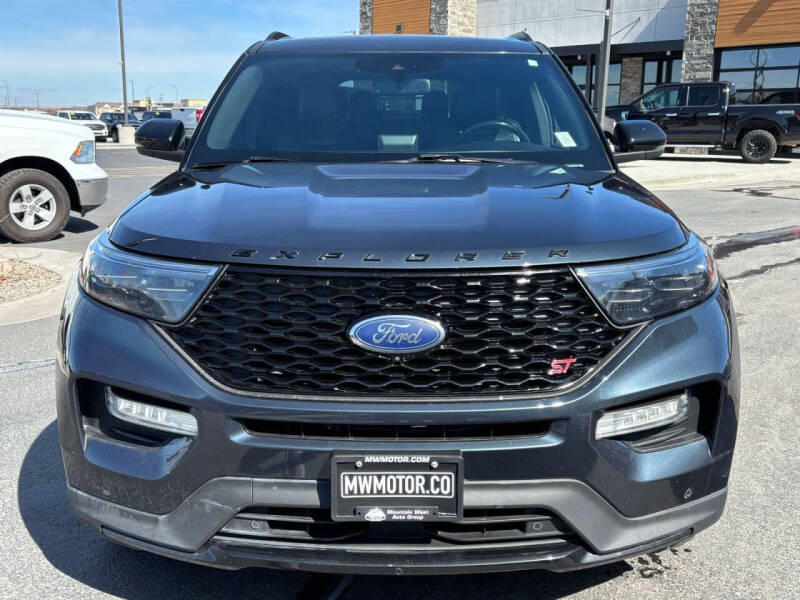 2022 Ford Explorer ST