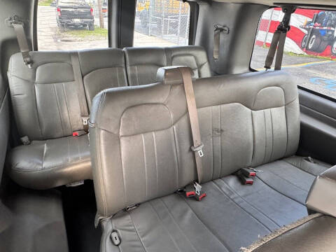 2018 Chevrolet Express LS 3500