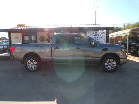 2018 Nissan Titan XD SL